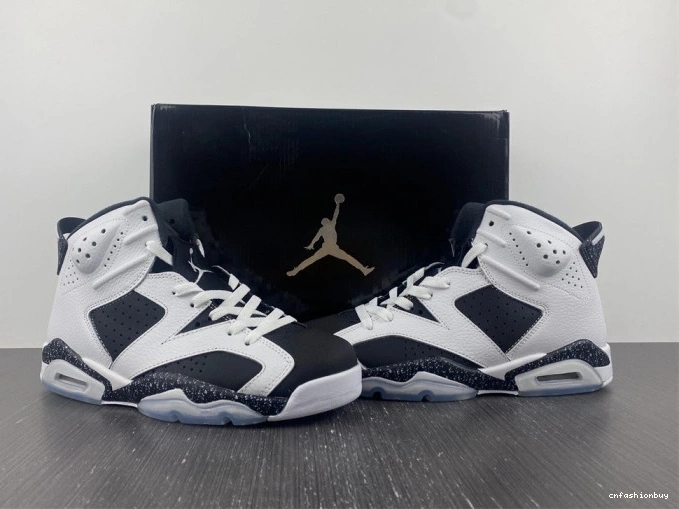 6 Jordan Retro 384664-101 Oreo 1105